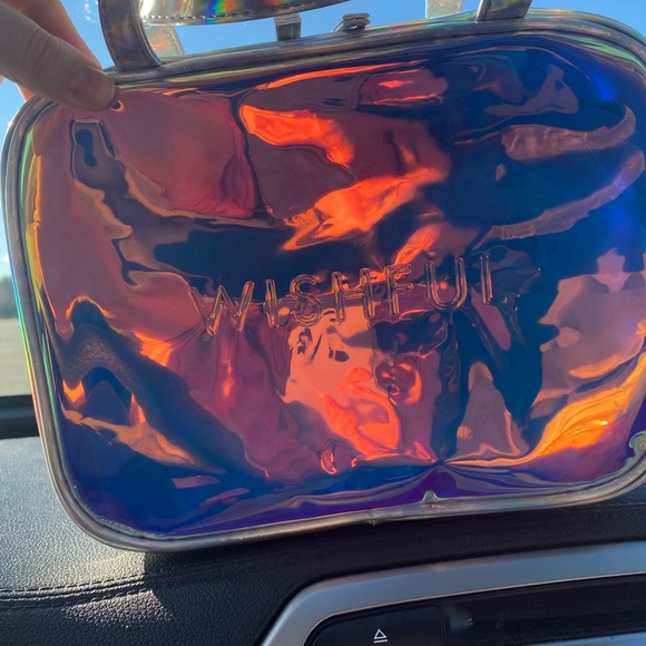 HUDA WISHFUL TRAVEL COSMETICS BAG - Picture 6 of 6